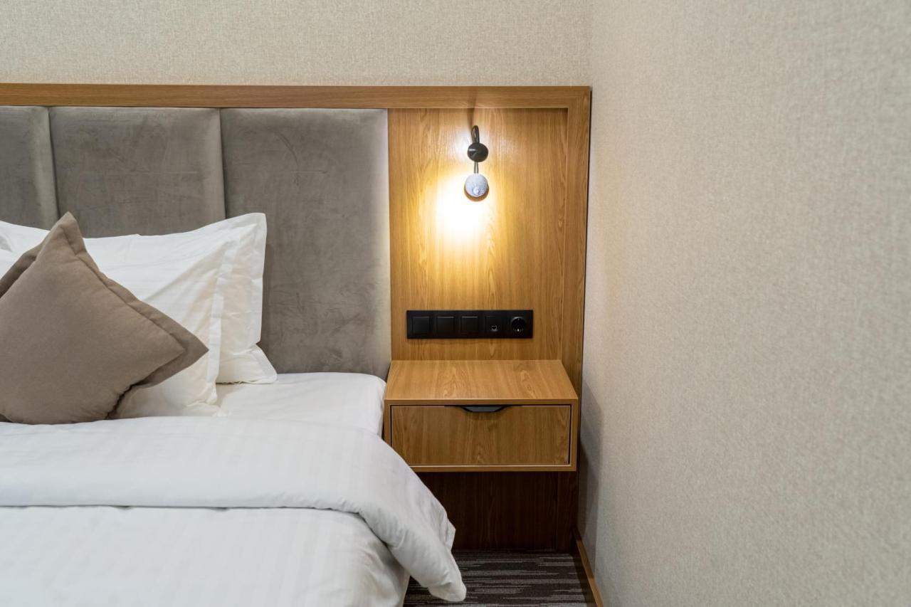 Mirzo Hotel Tasjkent Eksteriør billede