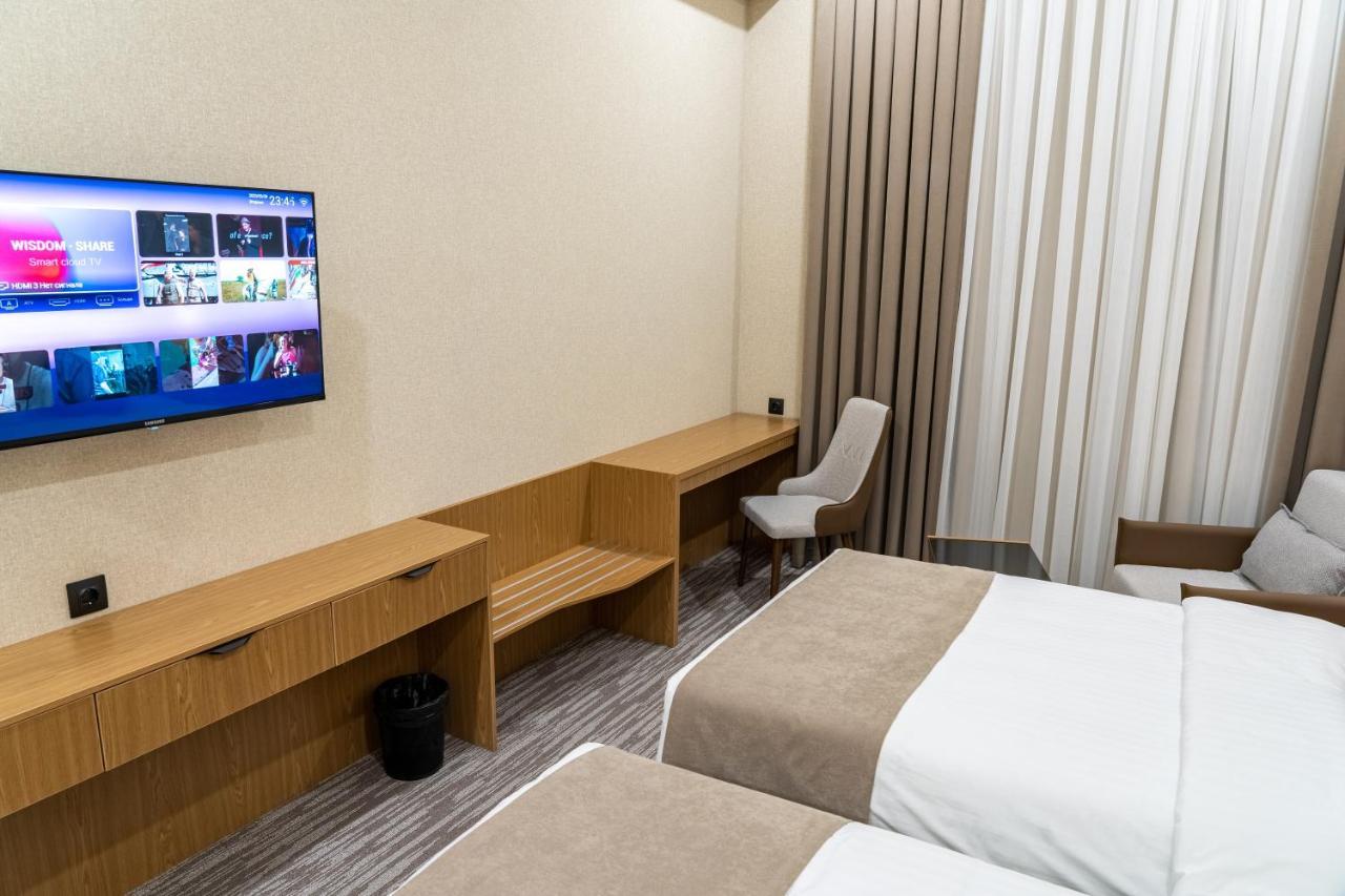 Mirzo Hotel Tasjkent Eksteriør billede
