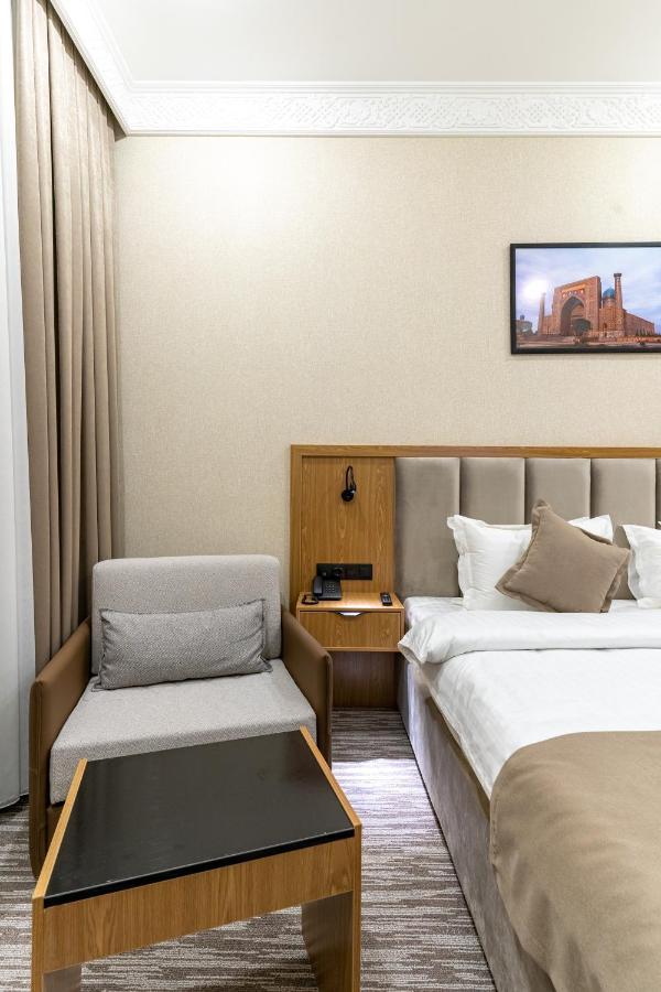 Mirzo Hotel Tasjkent Eksteriør billede
